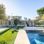Maison Calme Avec Jardin Arles&nîmes à 20 Min *