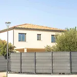 Maison Calme Avec Jardin Arles&nîmes à 20 Min