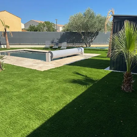 Tatil Evi Piscine 12 Personne Dans Le Gard