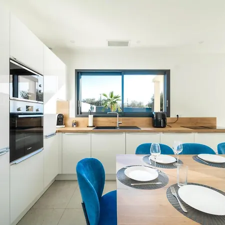 Ferienhaus Equipee Piscine 12 Pers Proche Nimes Arles Camargue